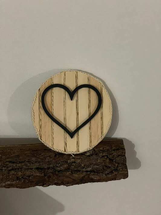 Rustic Round Heart Wall Decor